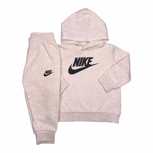 Nike | 18 mois